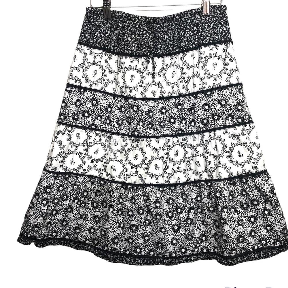 Last Chance $7 or 👛5/$25 At Last & Company Cotton Skirt Black/White M - Picture 1 of 5